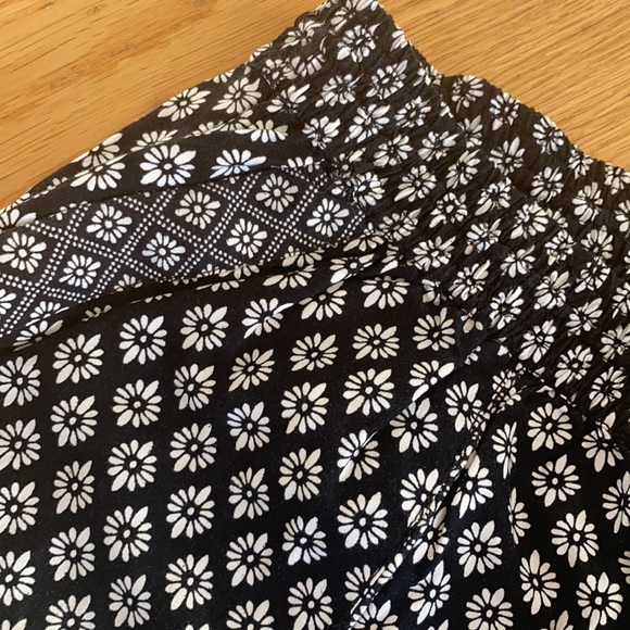 JOIE JOGGERS SIZE MEDIUM - Picture 3 of 4